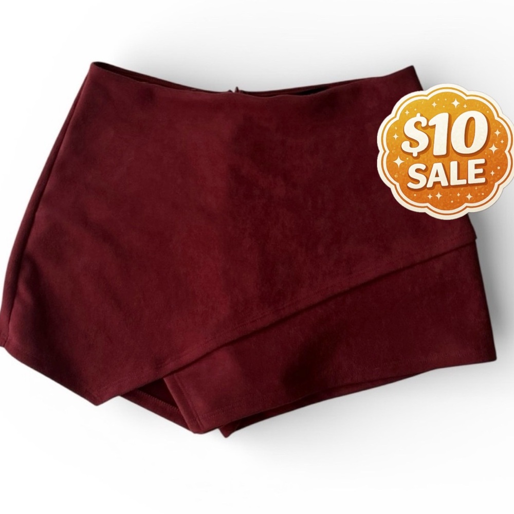 Trendy Solemio LA Faux Suede Asymmetrical Skort | Fall Mini